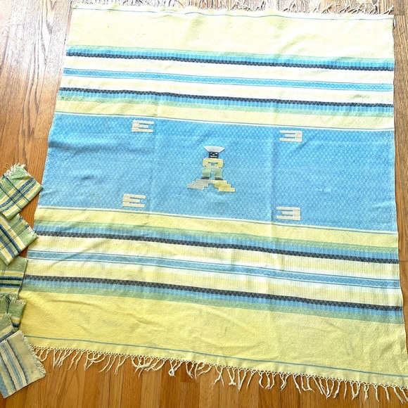 Vintage Mexico cotton tablecloth set , Southwest Aztec design - Picture 10 of 12